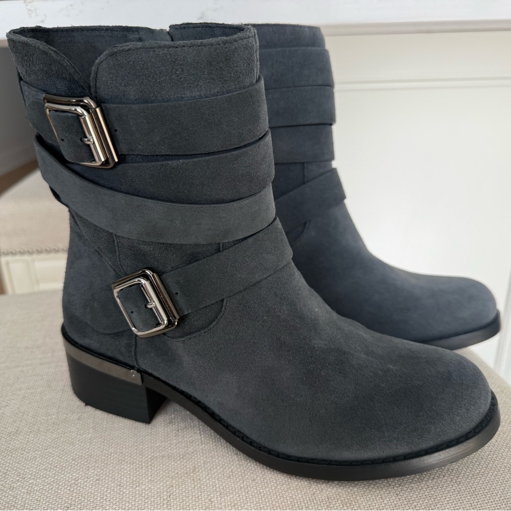 Dark Gray Luxe Suede Leather Moto Bootie Women’s 7.5 Vince Camuto